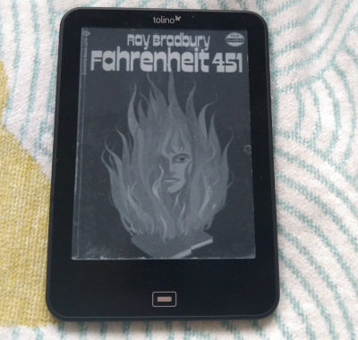 Fahrenheit 451 // Ray Bradbury